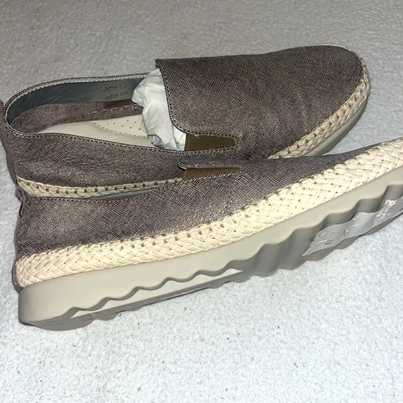 NWT THE FLEXX silver beige flats with all tags ! - Picture 2 of 5